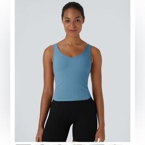 NWT Halara Women's Blue Sleeveless Top built in bra. Size S. Stretch athletic